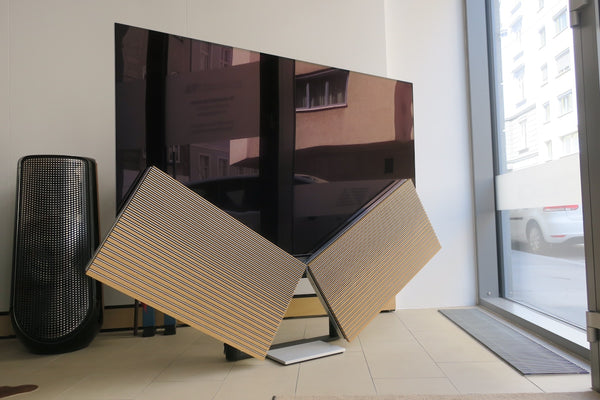 BeoVision Harmony 77<br>4K HDR OLED-Smart-TV <br>alu / oak (2020)