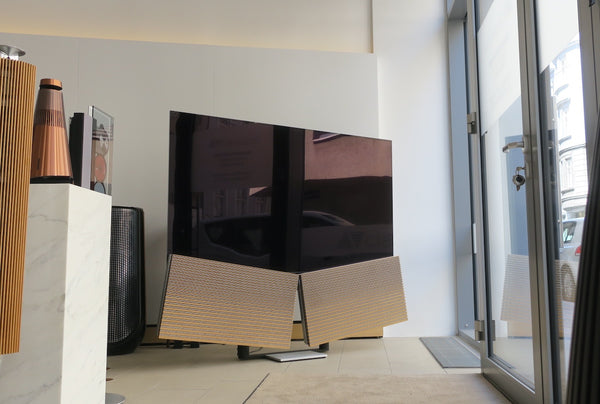 BeoVision Harmony 77<br>4K HDR OLED-Smart-TV <br>alu / oak (2020)
