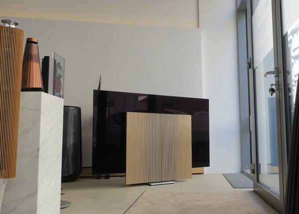 BeoVision Harmony 77<br>4K HDR OLED-Smart-TV <br>alu / oak (2020)