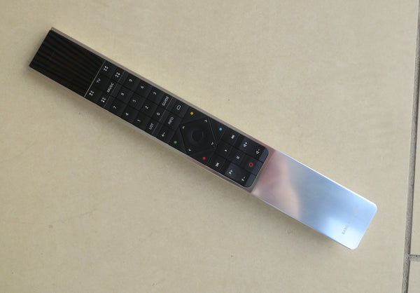 BeoVision Harmony 77<br>4K HDR OLED-Smart-TV <br>alu / oak (2020)