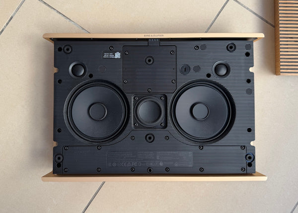 BeoSound Level GVA<br>Drahtloses Musiksystem<br>gold tone / light oak (2022)