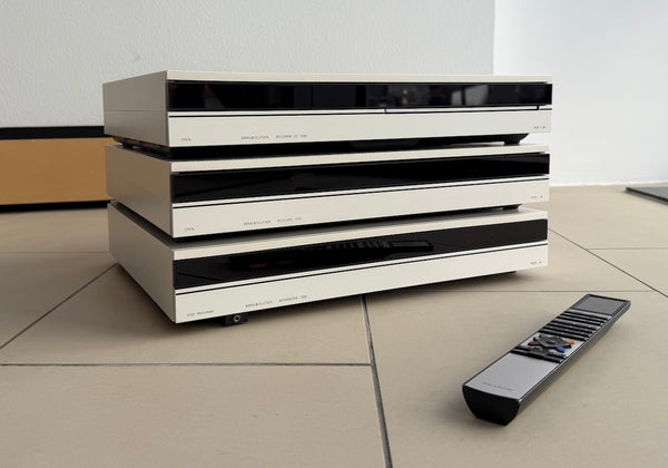 BeoSystem 7000<br>vintage Audio System<br>weiss (1992)