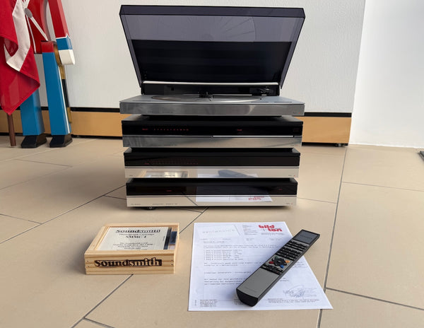 BeoSystem 7000<br>Audio System<br>silber (1992)