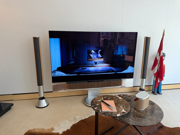 BeoVision Theatre 77<br>4K HDR OLED-Smart-TV<br>natural / oak (2023)