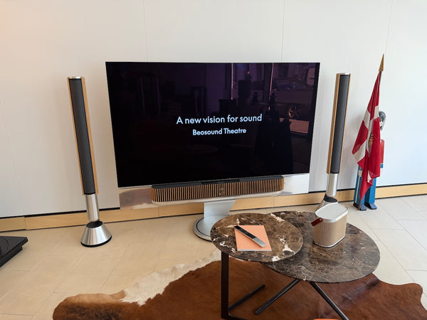 BeoVision Theatre 77<br>4K HDR OLED-Smart-TV<br>natural / oak (2023)