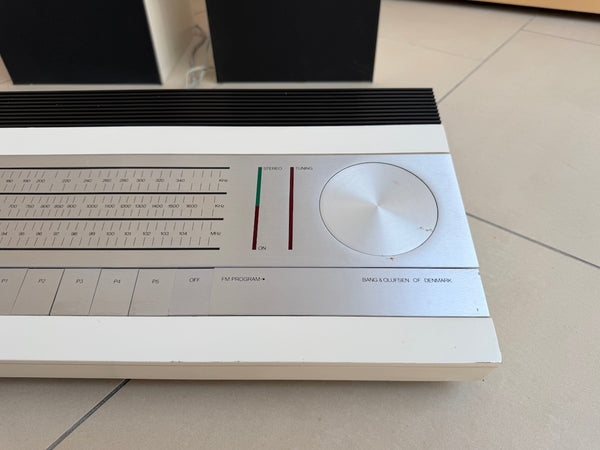 BeoMaster 2000 <br>mit BeoVox 3702<br>weiß (1974)