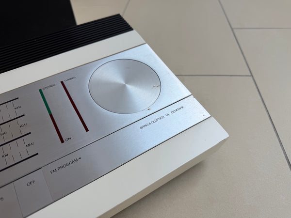BeoMaster 2000 <br>mit BeoVox 3702<br>weiß (1974)
