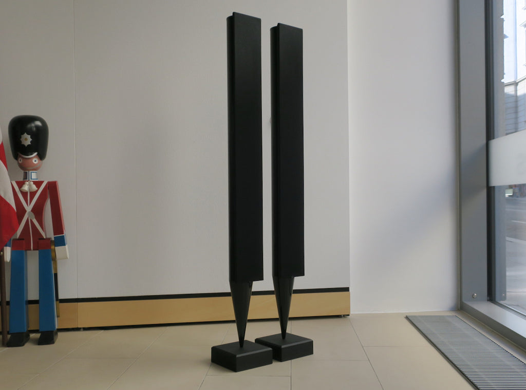 BeoLab 8002 Aktivlautsprecher schwarz/schwarz (2012) – AVclassics