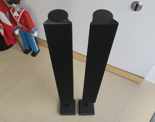 BeoLab 8002 <br>Aktivlautsprecher <br>schwarz/schwarz (2012)