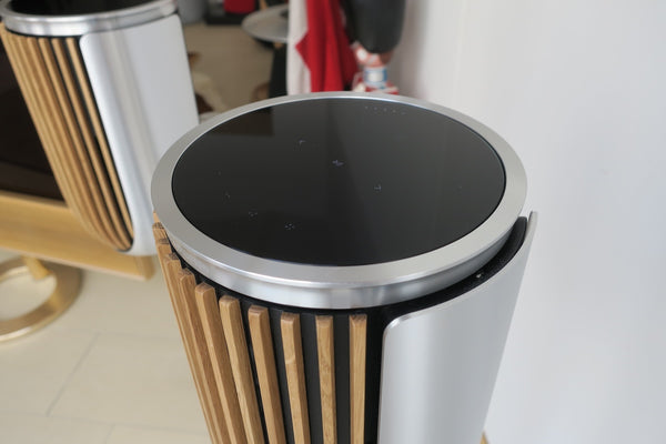 Beolab 8 <br>Aktivlautsprecher<br>silber/oak (2024)