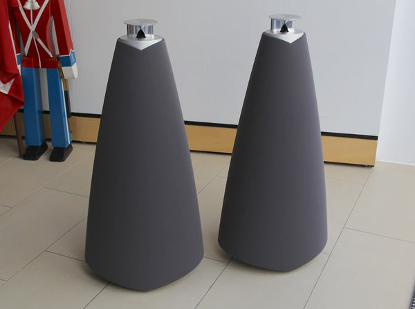 BeoLab 20 MK2<br>Aktivlautsprecher <br>forged iron (2018)