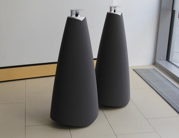 BeoLab 20 MK2<br>Aktivlautsprecher <br>forged iron (2018)