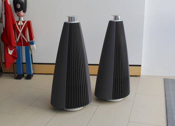 BeoLab 20 MK2<br>Aktivlautsprecher <br>forged iron (2018)