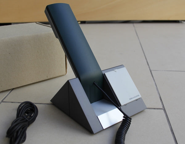 BeoCom 1500<br>Telefon<br>dunkelgrün