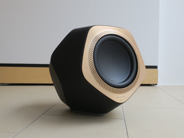 BeoLab 19 <br>Aktiver Subwoofer <br>black / brass tone (2021)