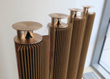 BeoLab 18 <br>Aktivlautsprecher <br>brass tone / smoked oak (2021)