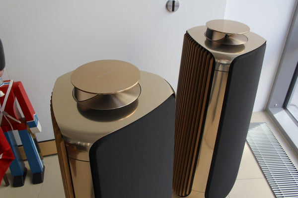 BeoLab 50<br>Aktivlautsprecher <br>brass tone (2018)