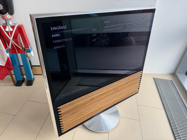 BeoVision 11-40 MK4 <br>Full-HD LED-Smart-TV <br>silber / smoked oak (2014)