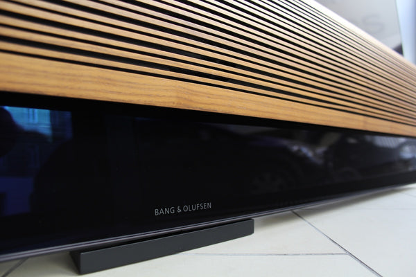 BeoVision Eclipse 65 MK2<br>4K HDR OLED-Smart-TV<br>bronze tone / walnut (2022)