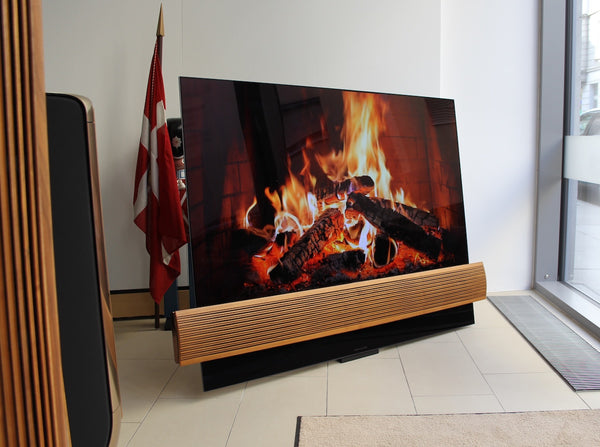 BeoVision Eclipse 65 MK2<br>4K HDR OLED-Smart-TV<br>bronze tone / walnut (2022)