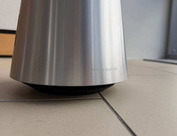 BeoSound 2 <br>Drahtloses Musiksystem <br>natural (2018)