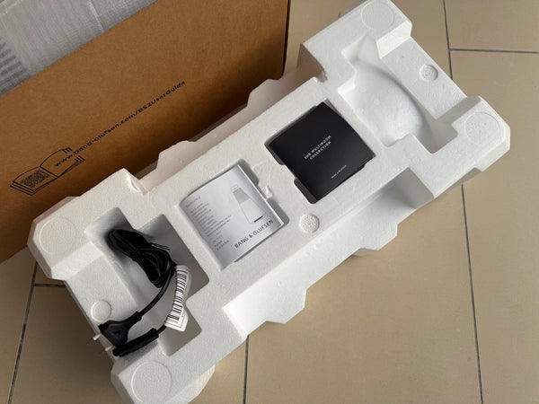 BeoSound 2 <br>Drahtloses Musiksystem <br>natural (2018)