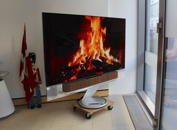 BeoVision Theatre 77<br>4K HDR OLED-Smart-TV<br>natural / oak (2023)