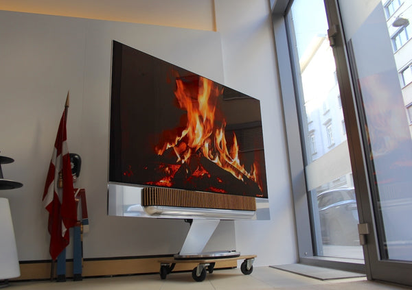 BeoVision Theatre 77<br>4K HDR OLED-Smart-TV<br>natural / oak (2023)