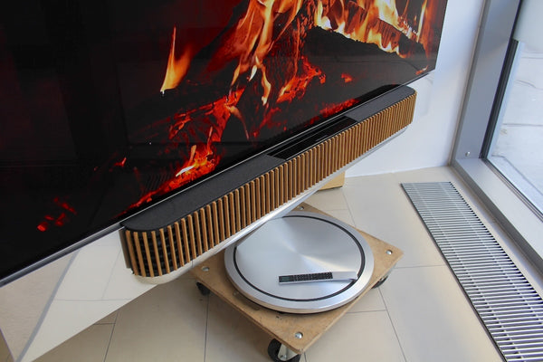 BeoVision Theatre 77<br>4K HDR OLED-Smart-TV<br>natural / oak (2023)