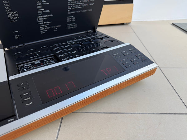 BeoCenter 7700 <br>vintage Audio System<br>oak (1982)
