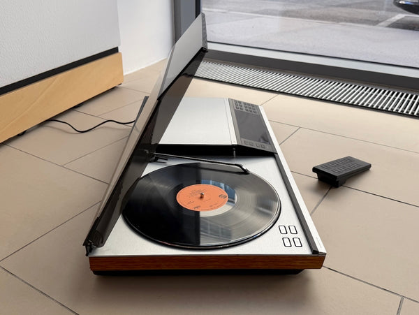BeoCenter 7700 <br>vintage Audio System<br>oak (1982)