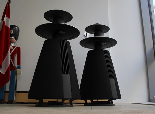 BeoLab 5<br>Aktivlautsprecher <br>silber/schwarz (2003)