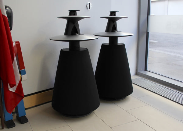 BeoLab 5<br>Aktivlautsprecher <br>silber/schwarz (2003)