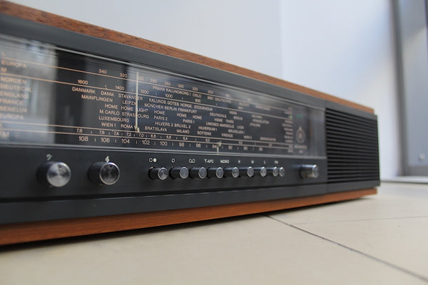 BeoMaster 900K<br>Vintage Radio<br>palisander (1967)