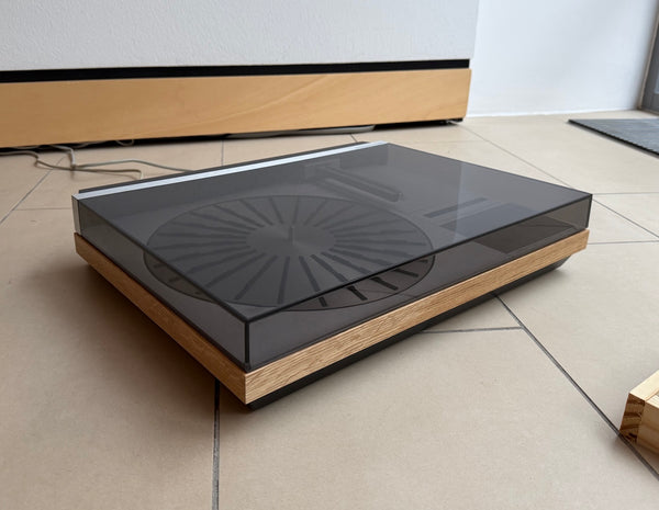 BeoGram 4002 <br>Plattenspieler<br>oak (ca. 1979)
