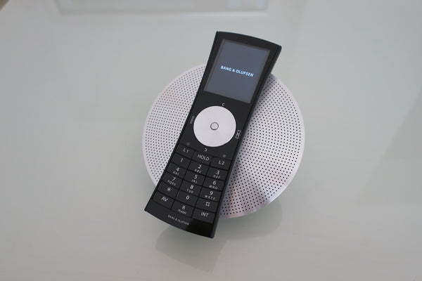 BeoCom 5 Schnurlostelefon mit BeoLine 2 Basis (2010)