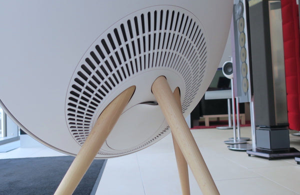 Drahtloses Musiksystem BeoPlay A9 weiss/Ahorn (2013)