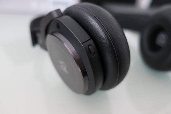 BeoPlay H8 drahtloser On-Ear Kopfhörer black