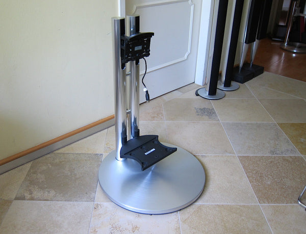BeoVision 7-40 Motorisierter Tischfuss, Type 4057
