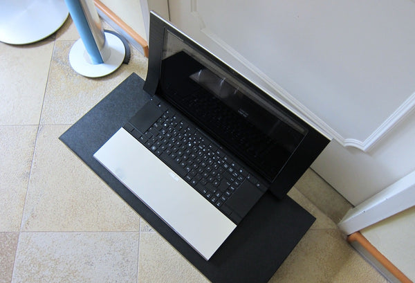 Asus NX90JQ Notebook, Design by David Lewis