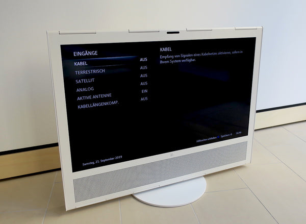 BeoPlay V1-40 Full-HD LED-Smart-TV weiß DVB-HD T2/C/S2 (2014)