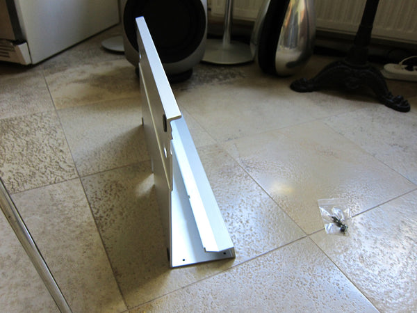 BeoSound 9000 Tischfuss/Wandhalterung, Type 2053