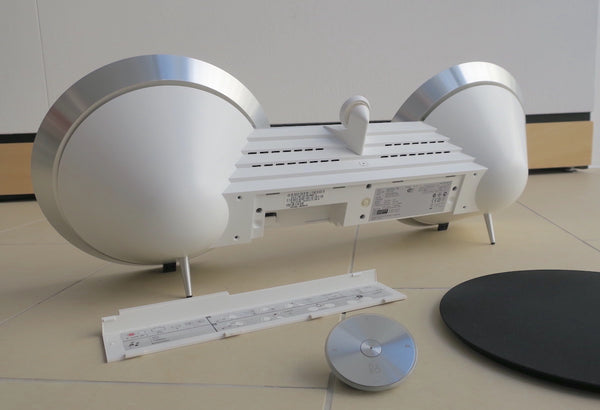 BeoPlay A8 Audiosystem weiß (2013)