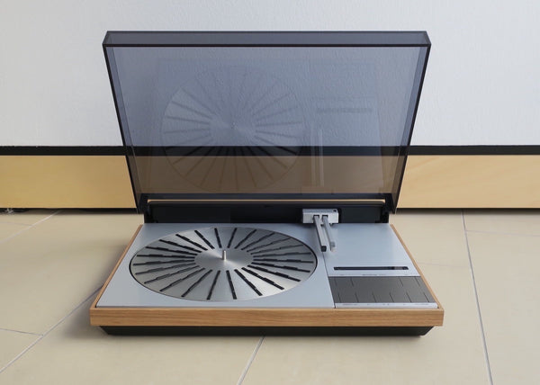 BeoGram 4004 <br>Plattenspieler (ca. 1979)