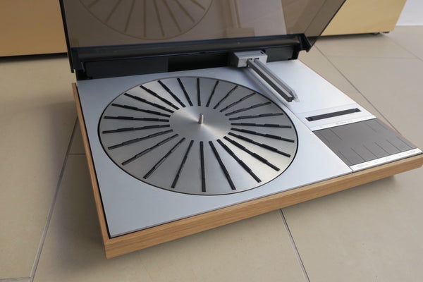 BeoGram 4004 <br>Plattenspieler (ca. 1979)