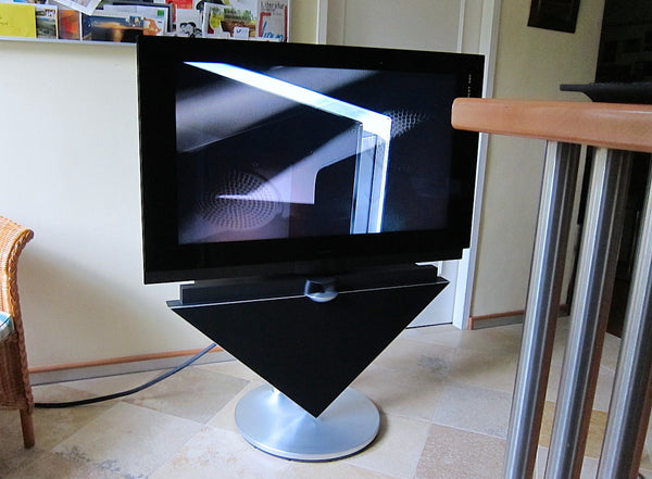 BeoLab 10 Standfusshalterung f BeoVision 7-40 oder 7-55